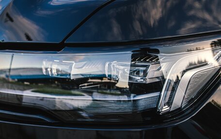 Cadillac Escalade V, 2022 год, 10 900 000 рублей, 13 фотография