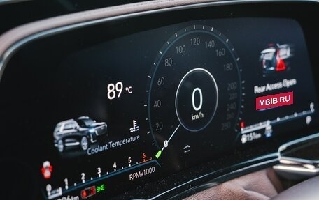Cadillac Escalade V, 2022 год, 10 900 000 рублей, 28 фотография