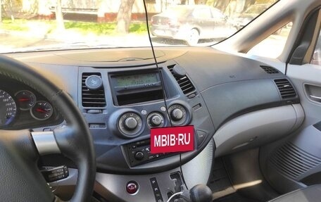 Mitsubishi Grandis, 2007 год, 1 090 000 рублей, 14 фотография