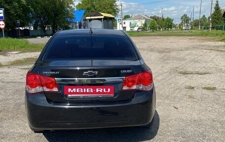 Chevrolet Cruze II, 2011 год, 600 000 рублей, 3 фотография