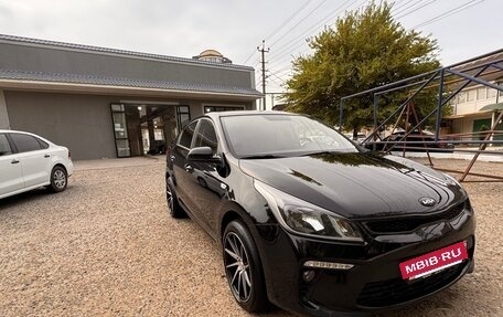 KIA Rio IV, 2017 год, 1 390 000 рублей, 6 фотография