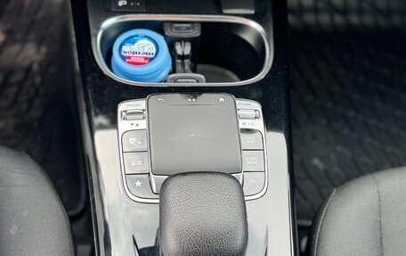 Mercedes-Benz A-Класс, 2019 год, 2 500 000 рублей, 10 фотография