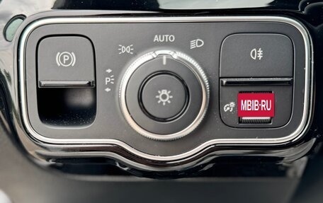 Mercedes-Benz A-Класс, 2019 год, 2 500 000 рублей, 11 фотография