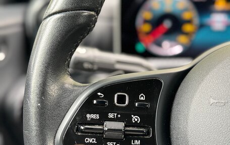 Mercedes-Benz A-Класс, 2019 год, 2 500 000 рублей, 28 фотография