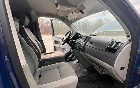 Volkswagen Transporter T5 рестайлинг, 2011 год, 1 300 000 рублей, 6 фотография