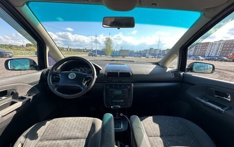 Volkswagen Sharan I рестайлинг, 2002 год, 330 000 рублей, 4 фотография