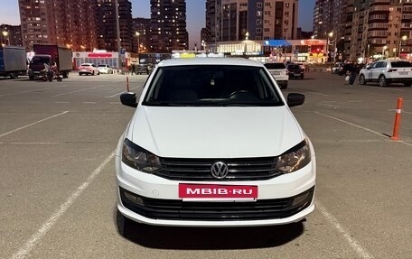 Volkswagen Polo VI (EU Market), 2020 год, 1 330 000 рублей, 2 фотография