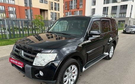 Mitsubishi Pajero IV, 2008 год, 1 820 000 рублей, 3 фотография