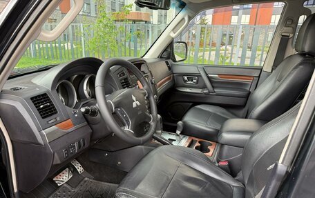 Mitsubishi Pajero IV, 2008 год, 1 820 000 рублей, 9 фотография