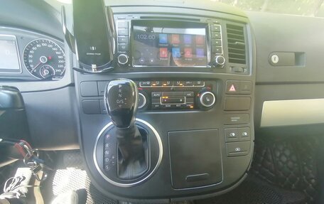 Volkswagen Multivan T5, 2012 год, 2 700 000 рублей, 18 фотография