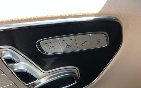 Mercedes-Benz V-Класс, 2018 год, 6 500 000 рублей, 33 фотография