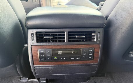 Toyota Land Cruiser 200, 2018 год, 6 400 000 рублей, 8 фотография