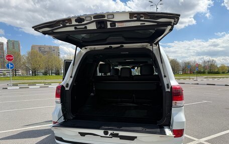 Toyota Land Cruiser 200, 2018 год, 6 400 000 рублей, 7 фотография