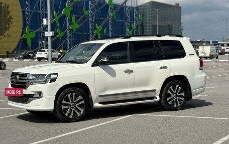 Toyota Land Cruiser 200, 2018 год, 6 400 000 рублей, 12 фотография