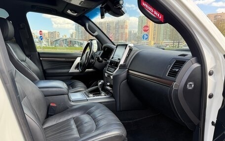 Toyota Land Cruiser 200, 2018 год, 6 400 000 рублей, 14 фотография