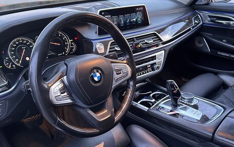 BMW 7 серия, 2015 год, 3 070 000 рублей, 13 фотография