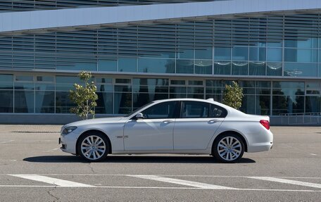 BMW 7 серия, 2011 год, 2 000 000 рублей, 10 фотография
