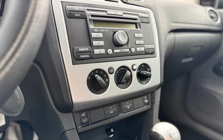 Ford Focus II рестайлинг, 2007 год, 380 000 рублей, 19 фотография