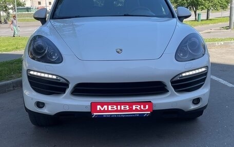 Porsche Cayenne III, 2012 год, 2 000 000 рублей, 2 фотография
