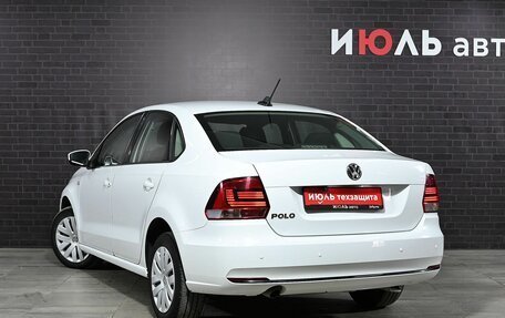Volkswagen Polo VI (EU Market), 2017 год, 900 000 рублей, 4 фотография
