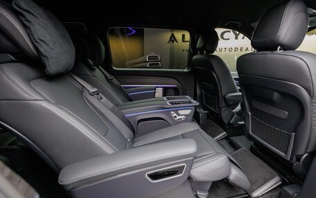 Mercedes-Benz V-Класс, 2025 год, 14 800 000 рублей, 38 фотография