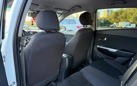 KIA Rio III рестайлинг, 2015 год, 830 000 рублей, 15 фотография