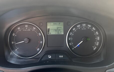 Skoda Fabia II, 2010 год, 749 000 рублей, 7 фотография