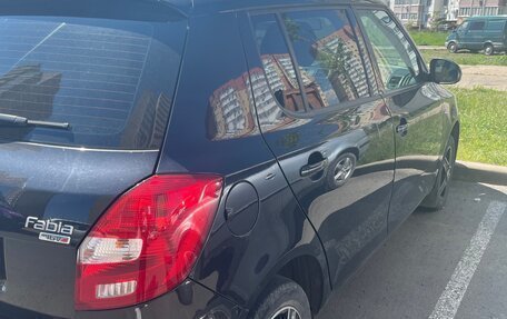 Skoda Fabia II, 2010 год, 749 000 рублей, 2 фотография