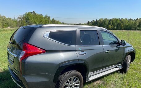 Mitsubishi Pajero Sport III рестайлинг, 2019 год, 2 380 000 рублей, 7 фотография