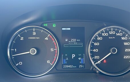 Mitsubishi Pajero Sport III рестайлинг, 2019 год, 2 380 000 рублей, 14 фотография