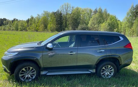 Mitsubishi Pajero Sport III рестайлинг, 2019 год, 2 380 000 рублей, 4 фотография