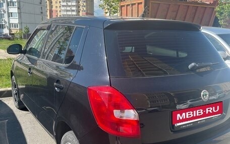 Skoda Fabia II, 2010 год, 749 000 рублей, 3 фотография