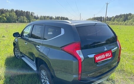 Mitsubishi Pajero Sport III рестайлинг, 2019 год, 2 380 000 рублей, 5 фотография