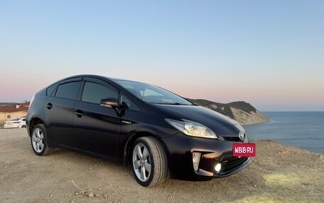 Toyota Prius, 2015 год, 1 320 000 рублей, 4 фотография