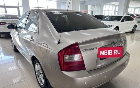 KIA Cerato I, 2005 год, 500 000 рублей, 6 фотография