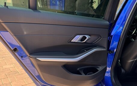 BMW 3 серия, 2020 год, 3 900 000 рублей, 27 фотография