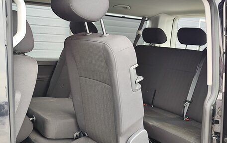 Volkswagen Caravelle T6 рестайлинг, 2019 год, 3 790 000 рублей, 9 фотография