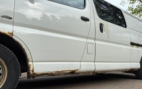 Toyota HiAce, 2002 год, 530 000 рублей, 5 фотография