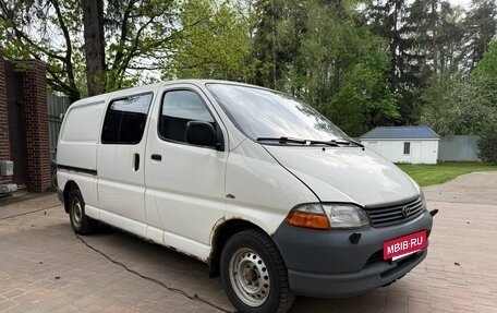 Toyota HiAce, 2002 год, 530 000 рублей, 6 фотография