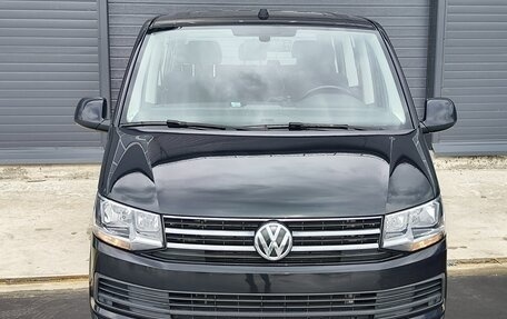 Volkswagen Caravelle T6 рестайлинг, 2019 год, 3 790 000 рублей, 14 фотография