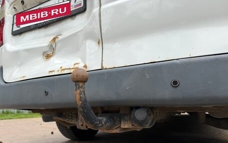 Toyota HiAce, 2002 год, 530 000 рублей, 24 фотография