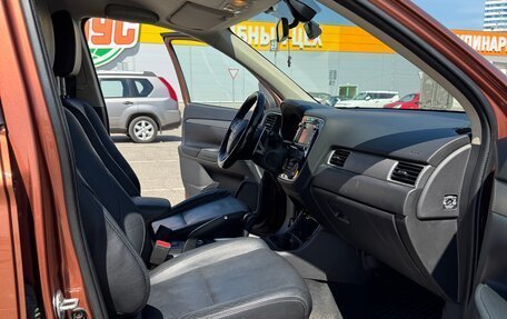 Mitsubishi Outlander III рестайлинг 3, 2012 год, 1 730 000 рублей, 17 фотография