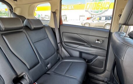Mitsubishi Outlander III рестайлинг 3, 2012 год, 1 730 000 рублей, 16 фотография