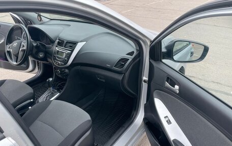 Hyundai Solaris II рестайлинг, 2014 год, 825 000 рублей, 10 фотография