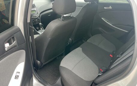 Hyundai Solaris II рестайлинг, 2014 год, 825 000 рублей, 11 фотография