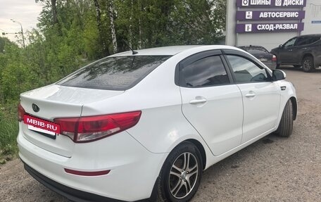 KIA Rio III рестайлинг, 2015 год, 1 280 000 рублей, 9 фотография