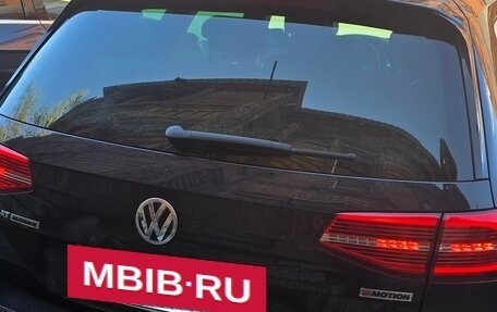 Volkswagen Passat B8 рестайлинг, 2015 год, 1 830 000 рублей, 8 фотография