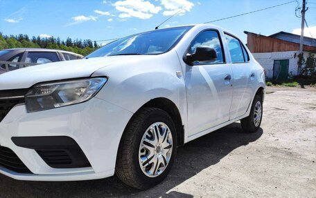 Renault Logan II, 2019 год, 420 000 рублей, 1 фотография