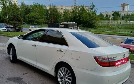 Toyota Camry, 2015 год, 1 900 000 рублей, 2 фотография