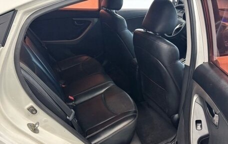 Hyundai Avante, 2011 год, 950 000 рублей, 8 фотография
